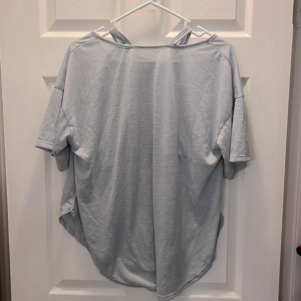 HALARA never worn yoga top